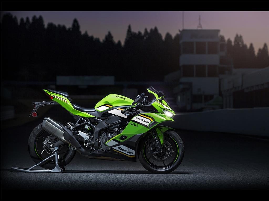 NINJA ZX4RR