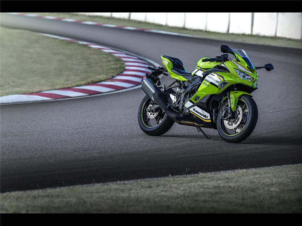 NINJA ZX4RR