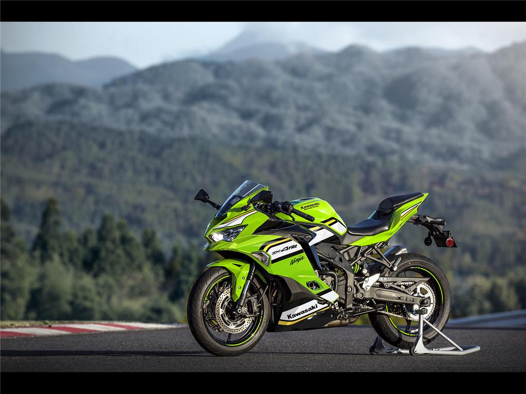 NINJA ZX4RR